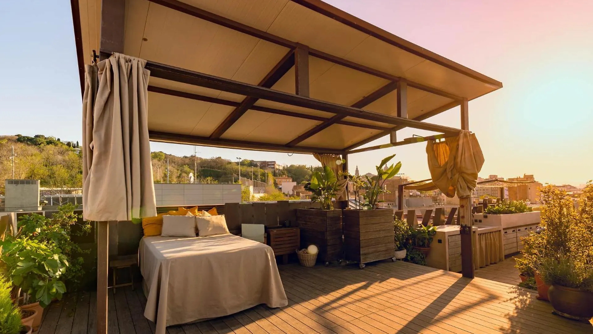 Apartment With Terrace Views Of Bcn Barcelona