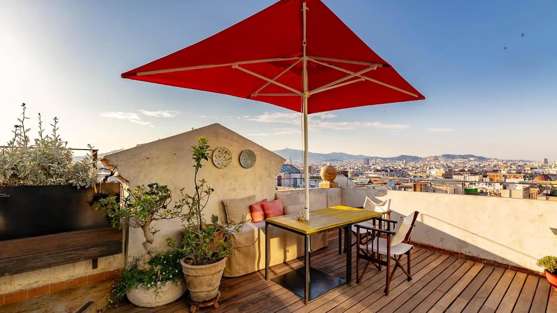 Apartment With Terrace Views Of Bcn Barcelona